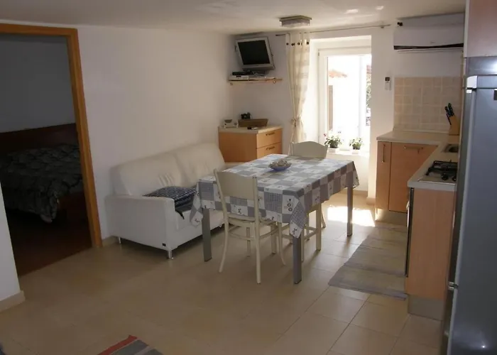 Haramina A2-2 By Interhome * Baška