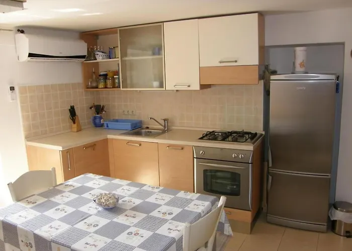 Haramina A2-2 By Interhome