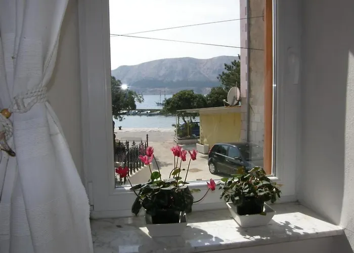 Haramina A2-2 By Interhome